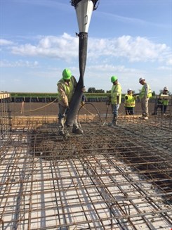 Pouring control building foundation